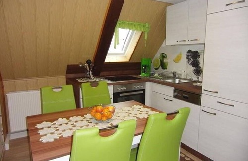 Lichtenhain Apartment | Holiday home in Saxon Switzerland - quiet location, big garden, grilling area
