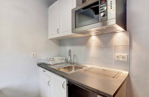 Tegueste House | Holiday Home "La Escalincha" with Mountain View, Shared Pool & Wi-Fi