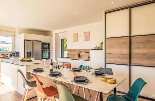 Kerlouan House | Holiday Home La Maison de Parrain by Interhome