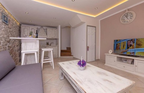 Drvenik House | Holiday home Lavanda