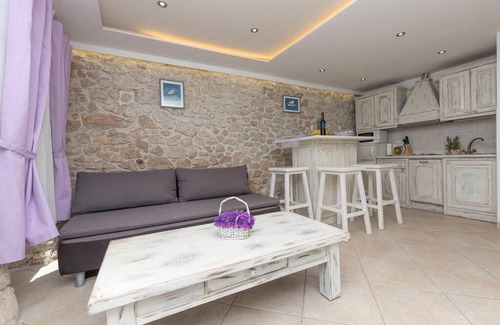 Drvenik House | Holiday home Lavanda