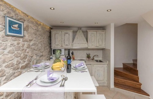 Drvenik House | Holiday home Lavanda