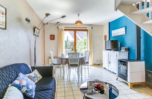 Villers-sur-Mer House | Holiday Home Le Pré Verger-2 by Interhome