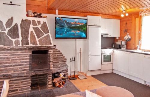 Tahkovuori House | Holiday Home Lomasyväri 810 by Interhome