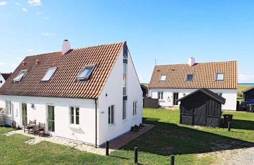 Nr. Lyngby Strand House | Holiday Home Lyngbyvej V