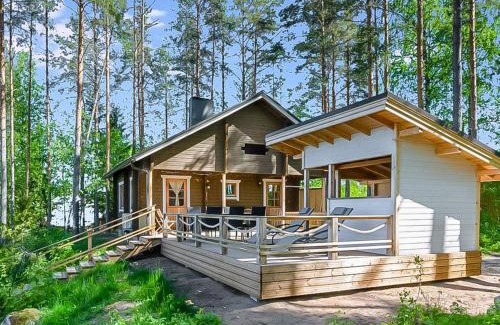 Petajavesi House | Holiday Home Mäntykumpu by Interhome
