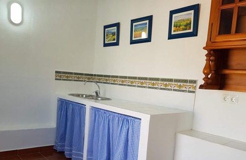 Arriate House | Holiday Home "Magnifica casa rural cerca de Ronda" with Mountain View, Pool & Wi-Fi