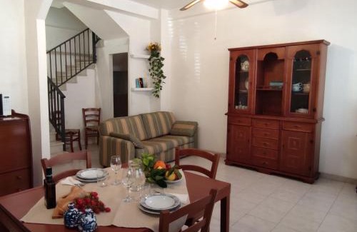 Portopalo di Capo Passero House | Holiday Home MarEmi Portopalo by Interhome