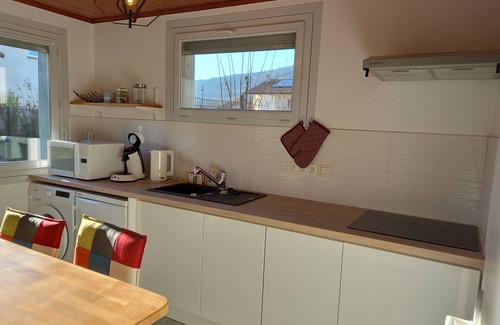 Martignat House | Holiday Home 'Martignat Les Chats' with Private Garden, Wi-Fi and Air Conditioning