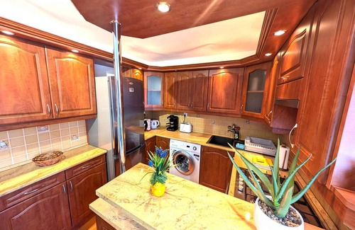 Poroszlo House | Holiday home near the eco-centre, with WiFi, air conditioning and swimming pool