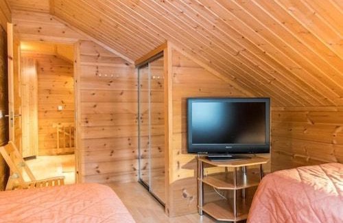 Sirkka House | Holiday Home Nuottiukko