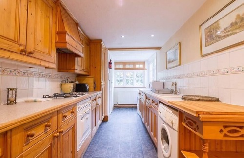 West Finchley Cottage | Holiday Home of the Month! Finchley, Sleeps 5