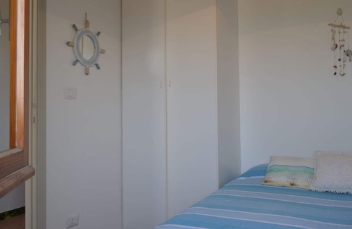 Torre Grande House | Holiday home on the Torregrande seafront, 30 meters from the seashore