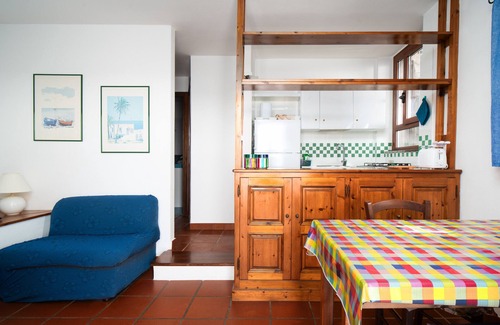 Cala Gonone House | Holiday Home 'Panoramico Splendida Vista Mare' with Sea View, Wi-Fi and Air Conditioning