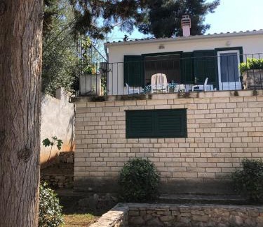 Supetar House | Holiday home Pavarotti