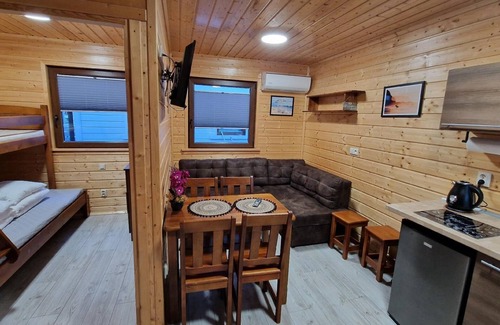 Bobolin House | Holiday home with terrace