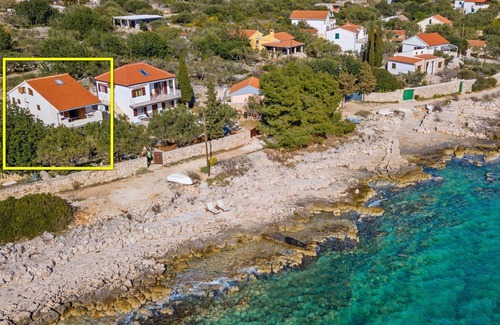 Drvenik Mali House | Holiday home Predrag, (14832), Drvenik Mali, hr