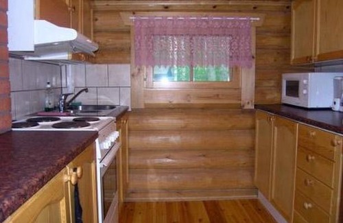 Hirvensalmi House | Holiday Home Pyöriäinen