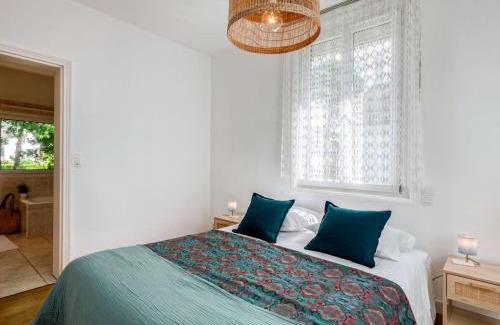 Carnac House | Holiday Home Rayon de soleil by Interhome