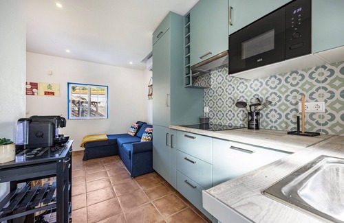 Salema House | Holiday Home "Salema Beach House" with Wi-Fi