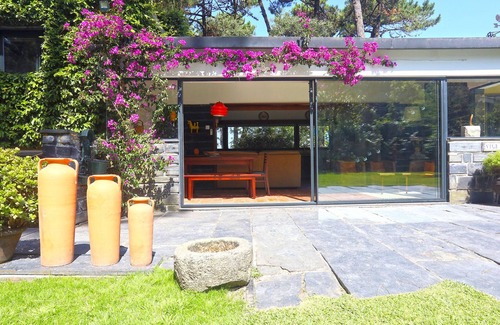 Vila do Conde House | Holiday home, situated in the pinewood, 10 minutes walk from the beach.