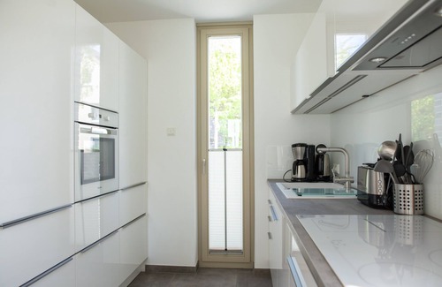 Zingst House | Holiday Home Strandläufer 1 with Terrace & Wi-Fi