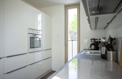 Zingst House | Holiday Home Strandläufer 1 with Terrace & Wi-Fi