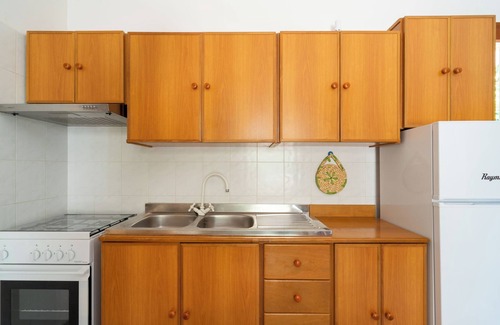 Presicce House | Holiday Home "Tenuta La Saracina - Villino 3" with Sea View, Balcony & Wi-Fi