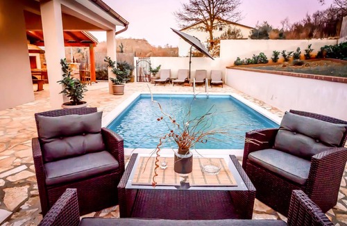Sorici House | Holiday Home Terrano