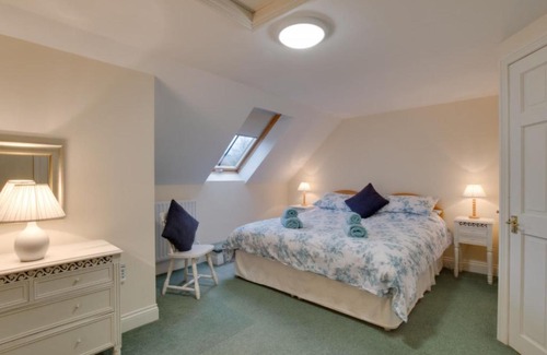 South Charlton House | Holiday Home The Old School by Interhome