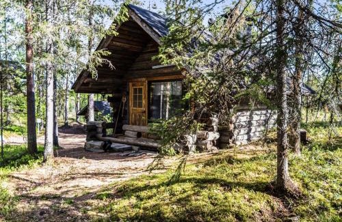 Yllasjarvi House | Holiday Home Tievatupa 2- pienempi by Interhome