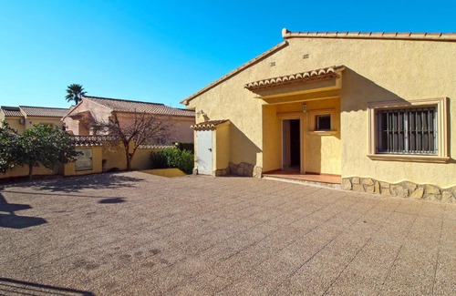 La Empedrola House | Holiday Home Tosal - CLP299