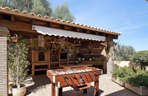 Mosqueira House | Holiday Home Villa Monte Velho with Sea View, Pool, Garden & Wi-Fi