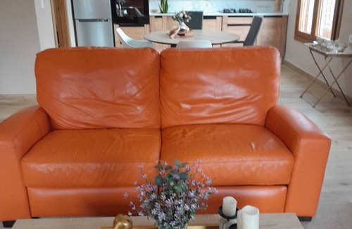 Padul House | Holiday Home 'Villa Sierra Nevada De Pilar Iii' with Mountain View, Wi-Fi and Air Conditioning