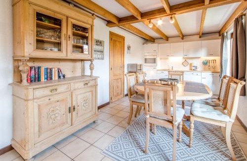 Bredene House | Holiday Home Vissershuisje nr-178 by Interhome