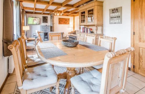 Bredene House | Holiday Home Vissershuisje nr-178 by Interhome