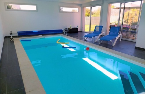 Brignogan-Plage House | Holiday home with indoor pool, Plounéour-Brignogan-Plages