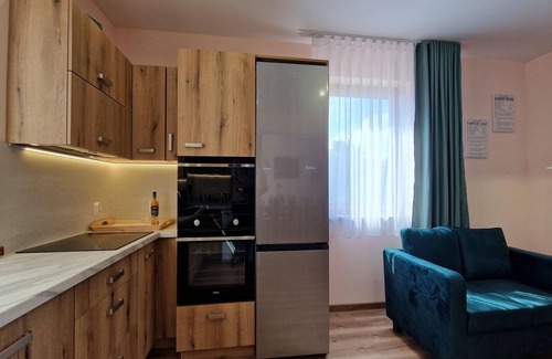 gmina Iwierzyce House | Holiday Home Wiśniowa with Pool and Mountain Views