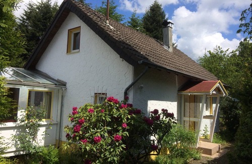 Wermelskirchen House | Holiday home with sauna & WLAN in the Bergische Land: for hikers, cyclists, etc.