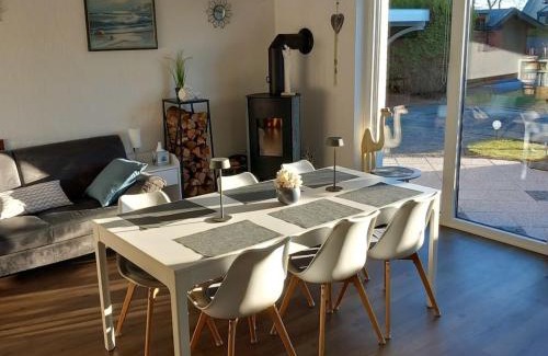 Neufeld House | Holiday home with 2 bedrooms