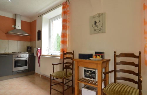 Elsenborn House | Holiday Home with Garden, Heating, Barbecue