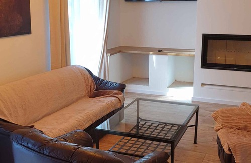 Destne House | Holiday home with high-speed internet and beer dispenser