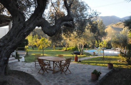 Orgiva Cottage | Holiday home with stunning views, private pool, free unlimited wifi