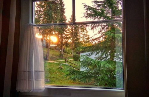 Husen House | Holiday home with view and terrace