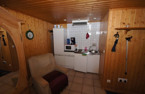 Dreetz House | Holiday Home 'Zum Pferdestall' with Shared Pool, Shared Terrace and Wi-Fi