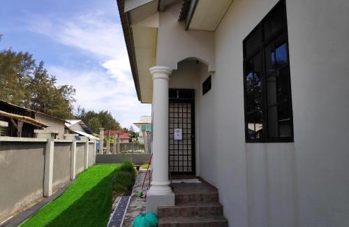 Kampung Sura Masjid House | Holiday Homestay Dungun