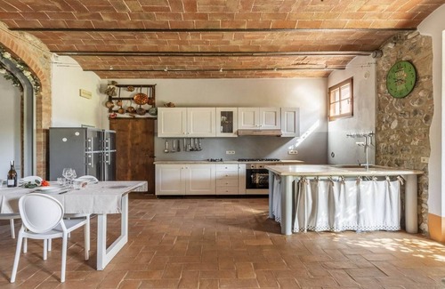 Gallina Villa | Holiday House in Castiglione D'orcia with pool, large Garden and beautiful view