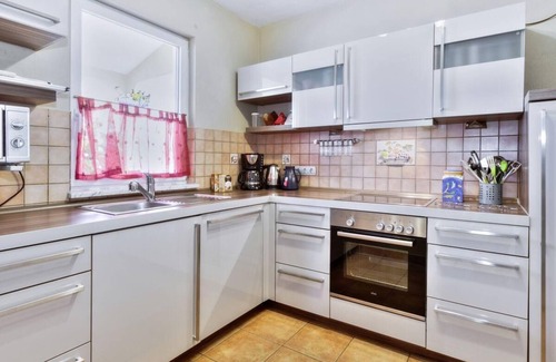 Kastel House | Holiday house Buje for 1 - 9 persons with 4 bedrooms - Holiday home