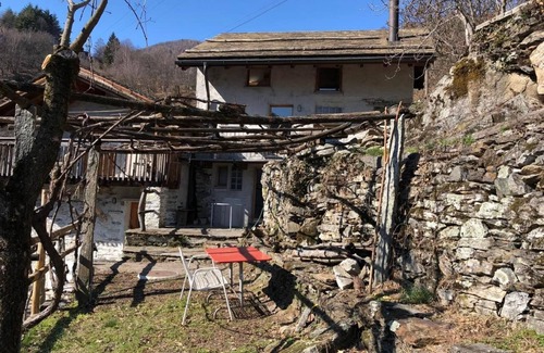 Centovalli Ski Chalet | Holiday house Centovalli for 1 - 5 persons with 2 bedrooms - Detached holiday house