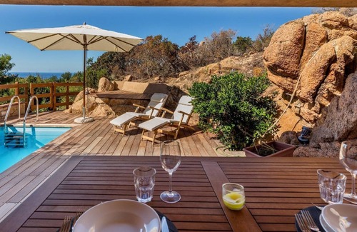 Costa Paradiso House | Holiday house for two people, surrounded by abundant greenery and close to the sea, ideal for switching off